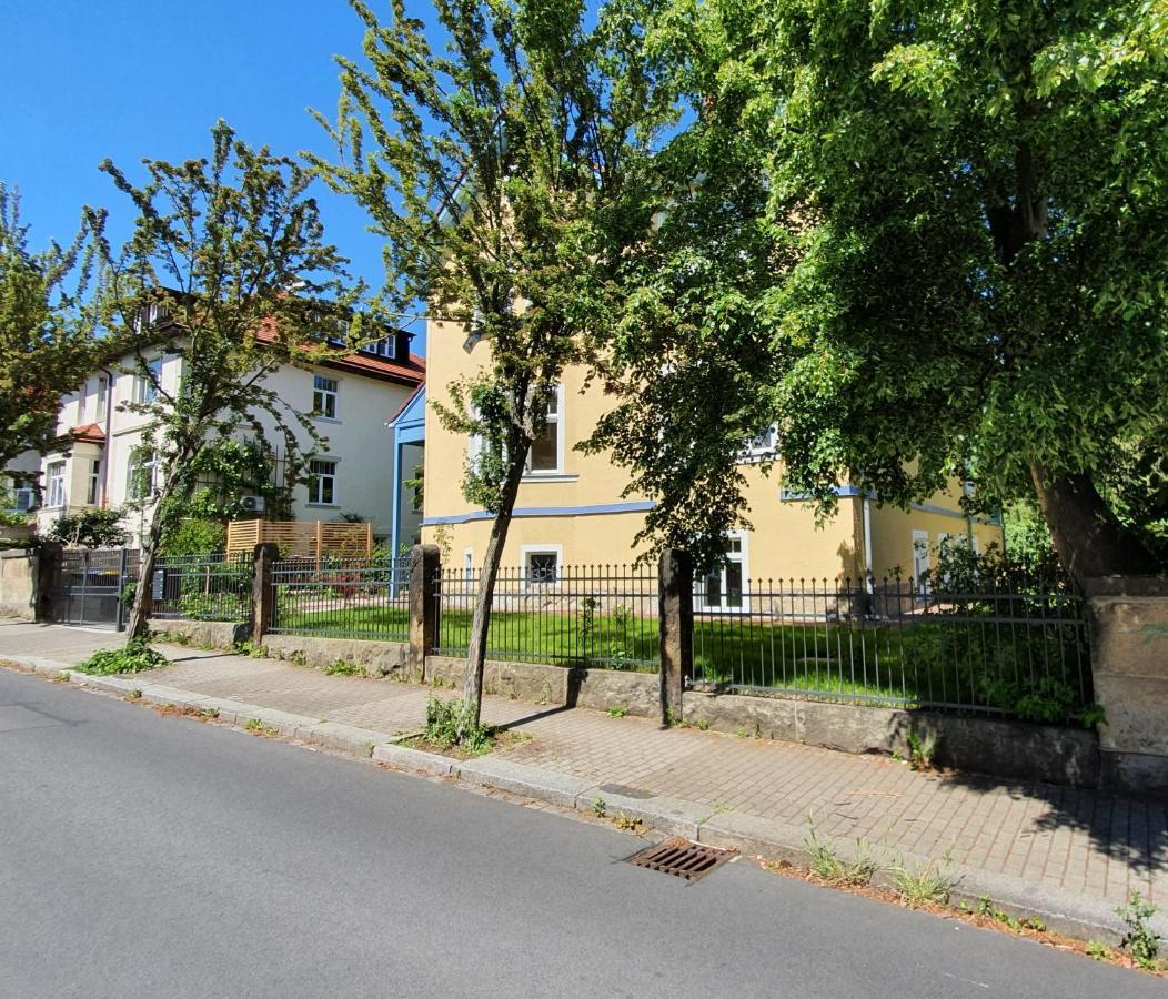 Pineapple Apartments Dresdner Heide Mit Garten دريسدن المظهر الخارجي الصورة